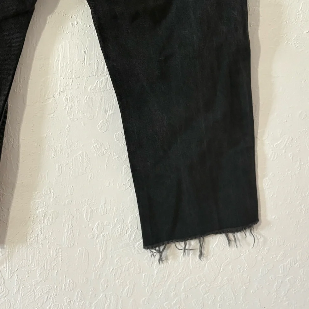 Levi’s 505 Jeans 34 x 23.5 (tag 34x32)‎ Black Regular Fit Cropped Classic Denim